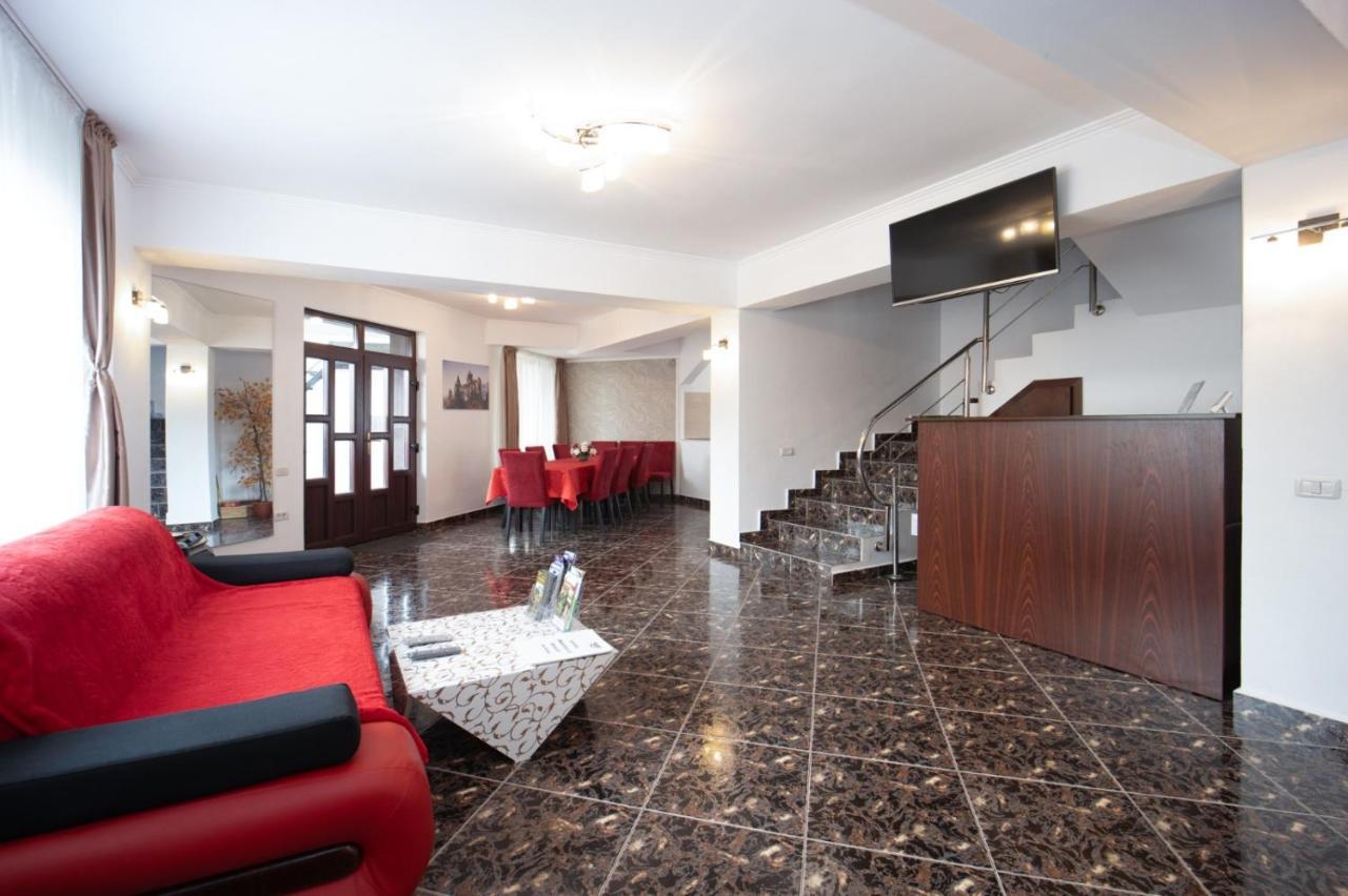 Amedeia Hotell Bran  Exteriör bild